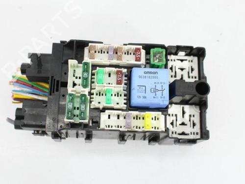 Boîte à Fusibles CITROËN C4 II (NC_) 1.6 HDi 115 (114 hp) 22303103
