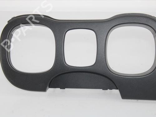 BP16873979O1 main image