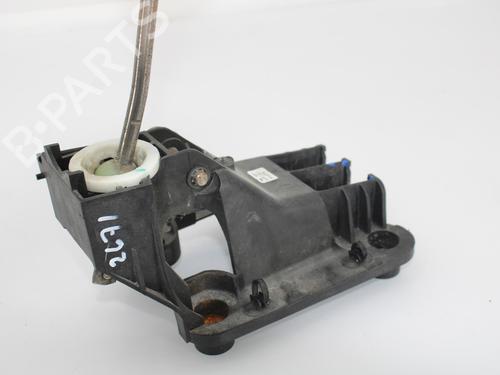 Gear lever PEUGEOT 208 I (CA_, CC_) 1.6 HDi | BP12268448M90