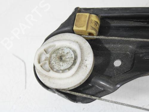 Rear right window mechanism MERCEDES-BENZ C-CLASS (W203) C 220 CDI (203.006, 203.008) | BP29377616C25 