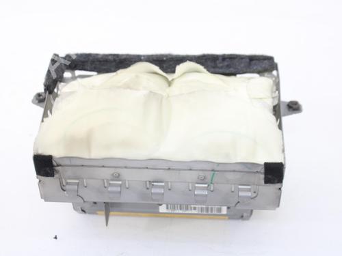 Used Passenger airbag MITSUBISHI GRANDIS (NA_W) 2.0 DI-D (NA8W) (136 hp) 15597882