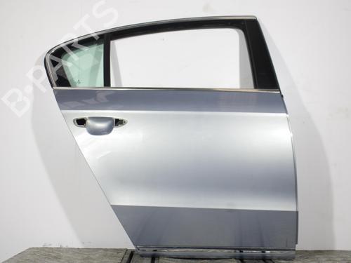 Used Right rear door VW PASSAT B7 (362) 2.0 TDI (140 hp) 16874346