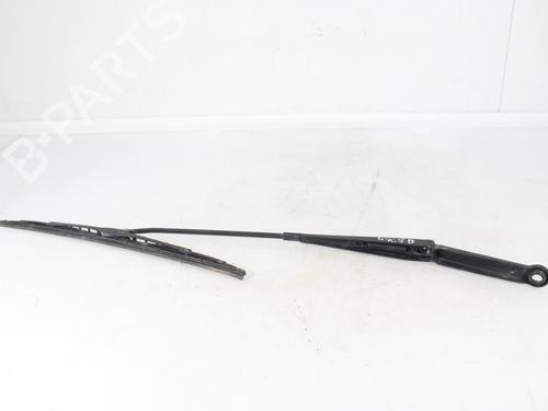 Used Front windshield wiper arm BMW X3 (E83) 2.0 d (150 hp) 25047930