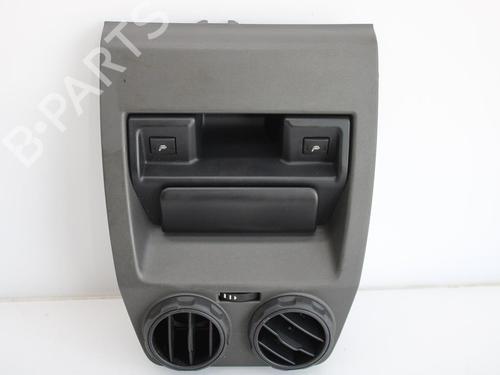 Used Air vent LAND ROVER RANGE ROVER SPORT I (L320) 2.7 D 4x4 (190 hp) 11661675