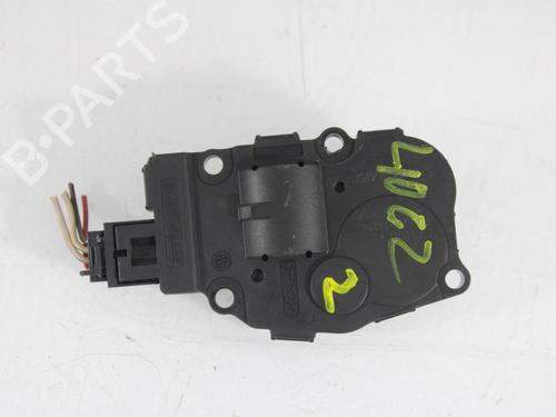 Used Electronic module BMW 5 (F10) 525 d (204 hp) 13733716