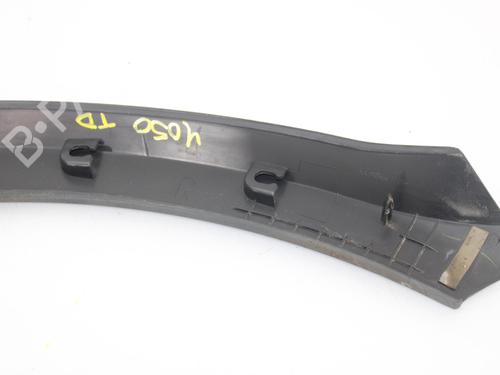 Rear right wheel arch trim LAND ROVER RANGE ROVER SPORT I (L320) 3.0 D 4x4 | BP15050617C137 