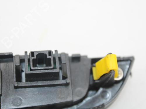 Used Warning switch HYUNDAI ix35 (LM, EL, ELH) 2.0 CRDi 4WD (184 hp) 15050620