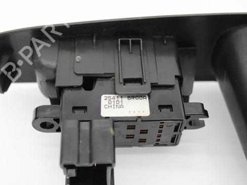 Used Right rear window switch NISSAN QASHQAI / QASHQAI +2 I (J10, NJ10, JJ10E) 1.5 dCi (110 hp) 10357523