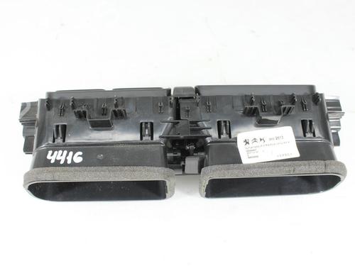Air vent CITROËN C3 AIRCROSS II (2R_, 2C_) 1.2 PureTech 110 (2RHNZB, 2RHNZW, 2RHNPX, 2RHNPJ) | BP22304998I21 