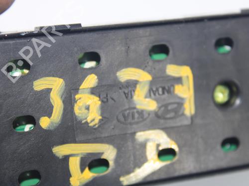 Left front window switch HYUNDAI SANTA FÉ II (CM) 2.2 CRDi 4x4 | BP11266413I27 