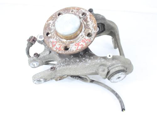 Used Right rear steering knuckle AUDI A4 B8 Avant (8K5) 2.0 TDI (143 hp) 17570728