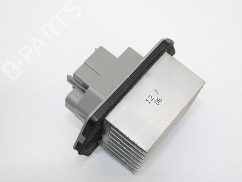 Used Heater resistor LAND ROVER DISCOVERY III (L319) 2.7 TD 4x4 (190 hp) 12268178
