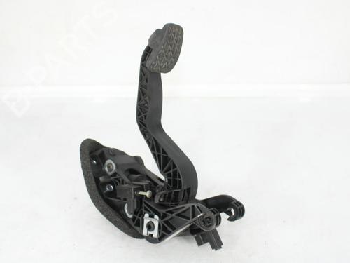 Used Clutch pedal FORD FIESTA VI (CB1, CCN) 1.5 TDCi (75 hp) 22305530