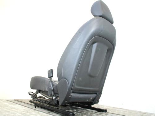 Right front seat AUDI Q5 (8RB) 2.0 TDI quattro | BP22304553C16 