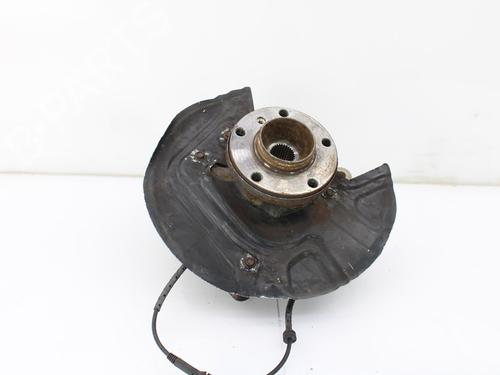 Used Left front steering knuckle BMW X3 (E83) 2.0 d (150 hp) 10120991