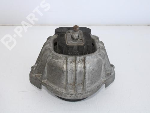 Used Engine mount Engine mount BMW 1 (E87) 116 d (116 hp) 10119056 10119056