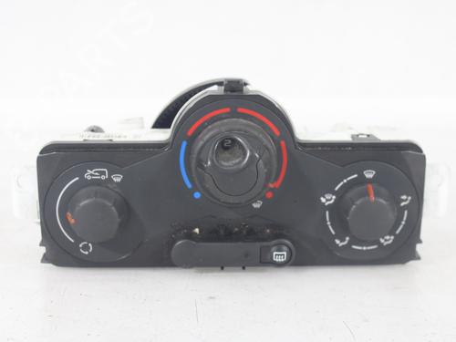 Used Climate control RENAULT KANGOO Express (FW0/1_) 1.5 dCi 75 (FW07, FW10, FW04) (75 hp) 24316174