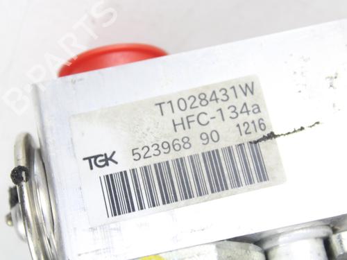 Air conditioning evaporator RENAULT CLIO IV (BH_) 1.2 16V (BHA1, BHAK, BHMG, BHMK) | BP17494330M109