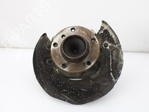 Used Left front steering knuckle BMW 1 (E81) 118 d (143 hp) 10121168