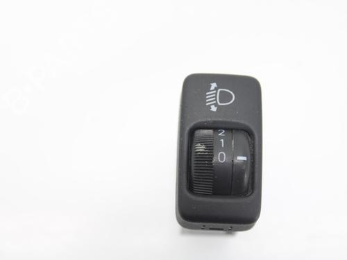 Used Switch TOYOTA LAND CRUISER PRADO (_J12_) 3.0 D-4D (KDJ120, KDJ125) (166 hp) 10121901