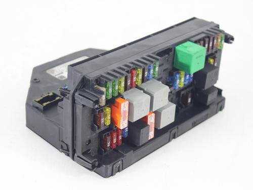 Used Fuse box MERCEDES-BENZ C-CLASS (W204) C 200 CDI (204.001) (136 hp) 17105671