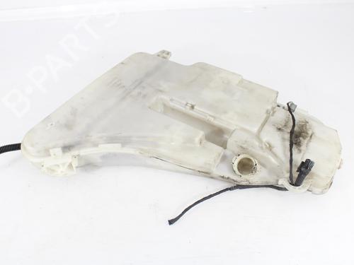 Used Windscreen washer tank BMW 5 (F10) 525 d (204 hp) 13704444