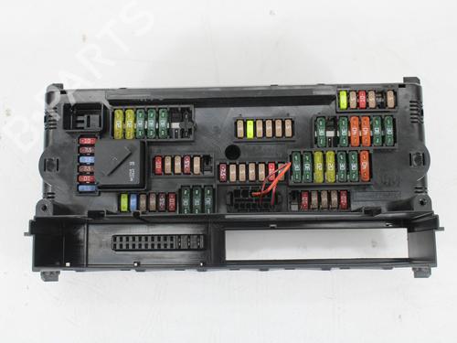 Used Fuse box BMW 5 (F10) 525 d (204 hp) 13733722