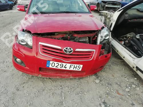 Used Parts TOYOTA AVENSIS Saloon (_T25_)  2.2 D-4D (ADT251_, ADT251R)  1070970