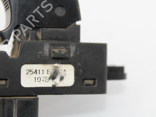 Right rear window switch NISSAN NAVARA NP300 (D40) 2.5 dCi | BP15394115I28 