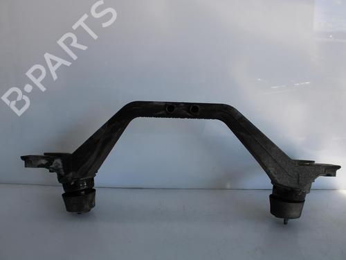 Subframe voor VW TOUAREG (7LA, 7L6, 7L7) 3.0 V6 TDI (225 hp) 10119784