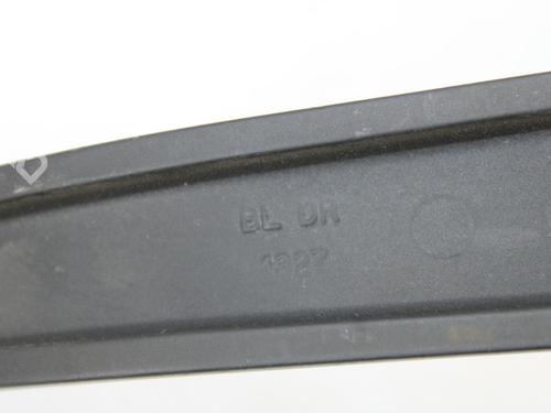 Front windshield wiper arm KIA SORENTO I (JC) 2.5 CRDi 4WD | BP10123202C143 