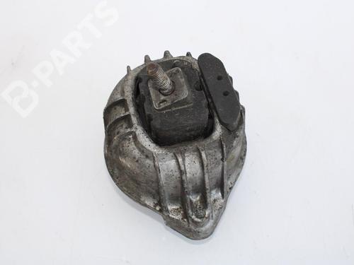 Used Engine mount Engine mount BMW 3 (E90) 318 d (143 hp) 10125442 10125442