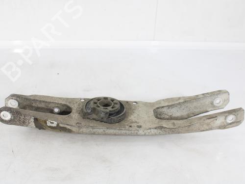 Querlenker links hinten für MERCEDES-BENZ CLA Coupe (C117) CLA 180 (117.342) (122 hp) 24318959