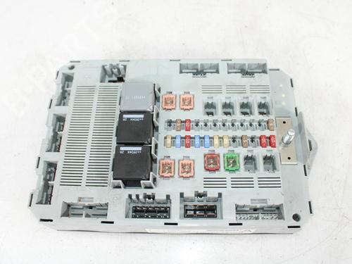 Used Fuse box JAGUAR XF I (X250) 3.0 D (275 hp) 22306178