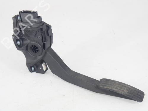 Pedal LAND ROVER DISCOVERY IV (L319) 3.0 SDV6 4x4 | BP16929886I4 