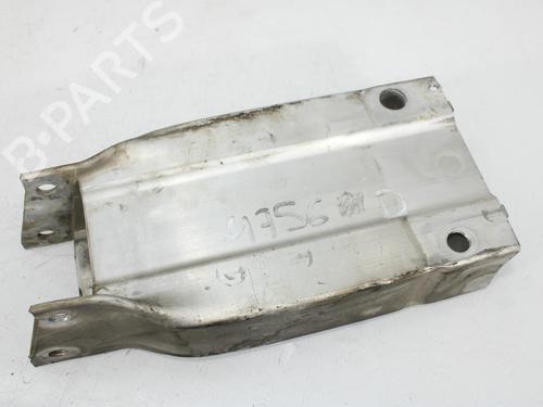 Outra MERCEDES-BENZ C-CLASS (W204) [2007-2015]  22305300