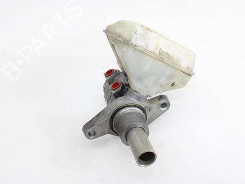 Brake master cylinder PEUGEOT 5008 (0U_, 0E_) 1.6 HDi | BP15769515M77 