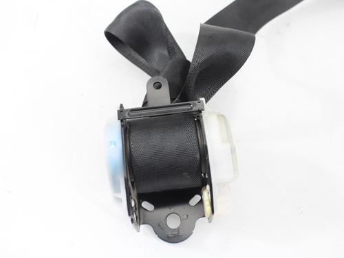 Used Rear left seatbelt MITSUBISHI PAJERO III (V7_W, V6_W) 2.5 TDi (V64W, V74W) (115 hp) 16281018