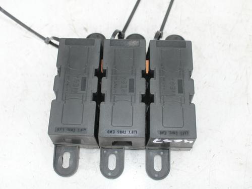 Used Fuse box JAGUAR XF I (X250) 3.0 D (275 hp) 22306177