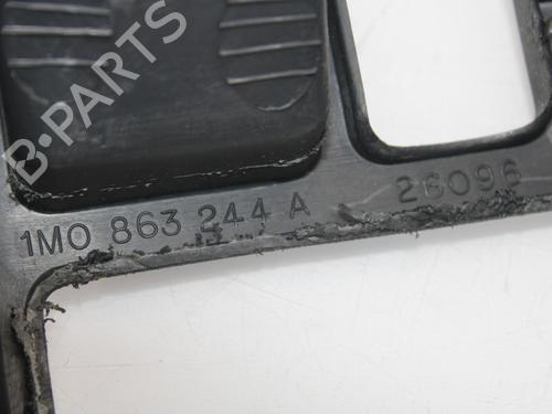 Armrest / Center console SEAT LEON (1M1)  | BP15008456I20 