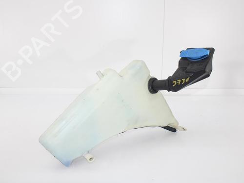 Used Windscreen washer tank AUDI A4 B8 Avant (8K5) 2.0 TDI (150 hp) 11689925