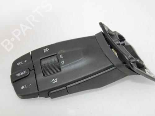 Used Switch SEAT IBIZA IV (6J5, 6P1) 1.4 (85 hp) 14176207