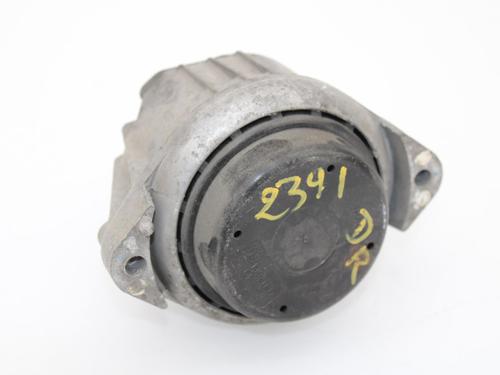 Used Engine mount BMW 1 Coupe (E82) 120 d (177 hp) 12268859