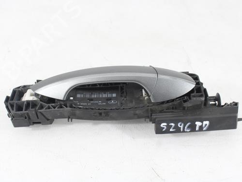 Used Rear right exterior door handle MERCEDES-BENZ CLA Coupe (C117) CLA 180 (117.342) (122 hp) 23439472