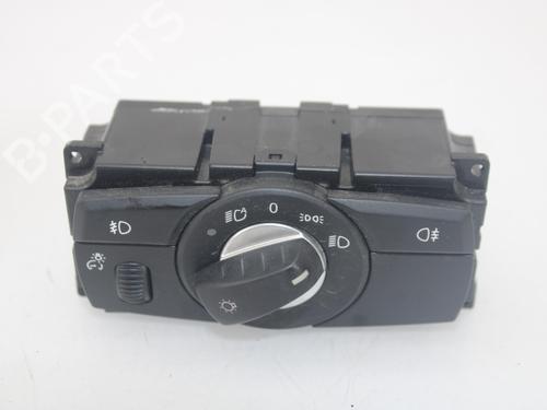 Used Headlight switch BMW X6 (E71, E72) xDrive 40 d (306 hp) 15560517