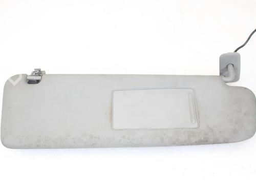 Used Right sun visor VW TOUAREG (7LA, 7L6, 7L7) 5.0 V10 TDI (313 hp) 30377034