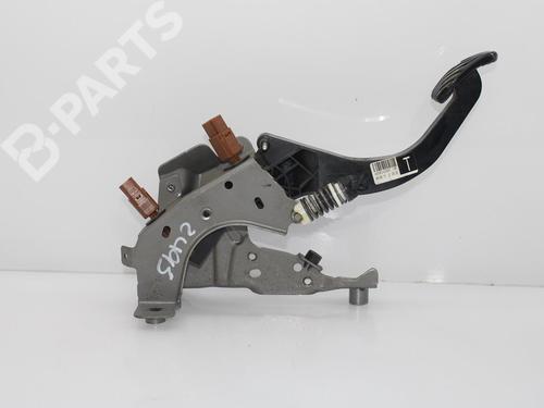 Used Clutch pedal Clutch pedal NISSAN QASHQAI II SUV (J11, J11_) 1.6 dCi (130 hp) 10124218 10124218