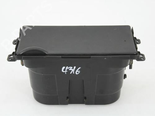 Kopholder/Genstandsholder MAZDA 3 (BK) 2.0 (BKEP) (150 hp) 22303138