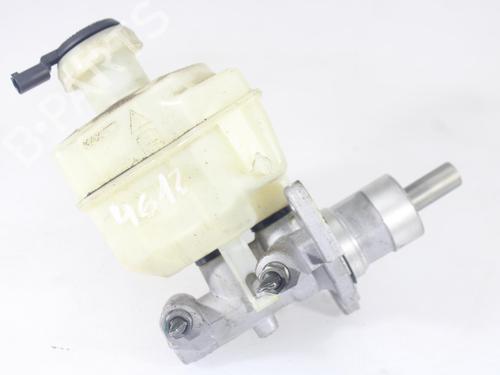 Used Brake master cylinder LAND ROVER DISCOVERY IV (L319) 3.0 SDV6 4x4 (256 hp) 16929971