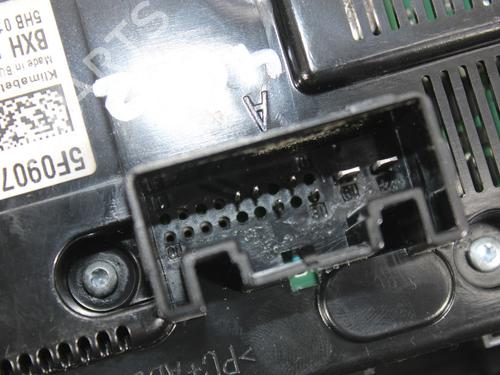 Climate control SEAT LEON (5F1) 1.6 TDI | BP17914734I5 